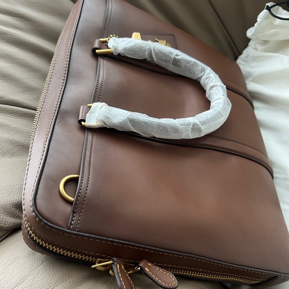 Coach Bag - Picture 2 of 5